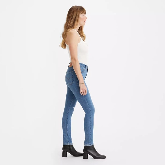 Levi's
721 HIGH RISE SKINNY WOMEN'S JEANS - Picture 4 of 9